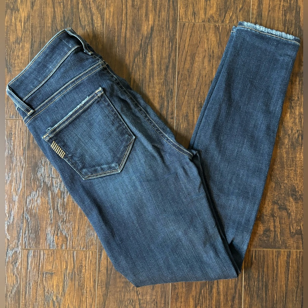 Like new Paige Hoxton Ankle jeans!